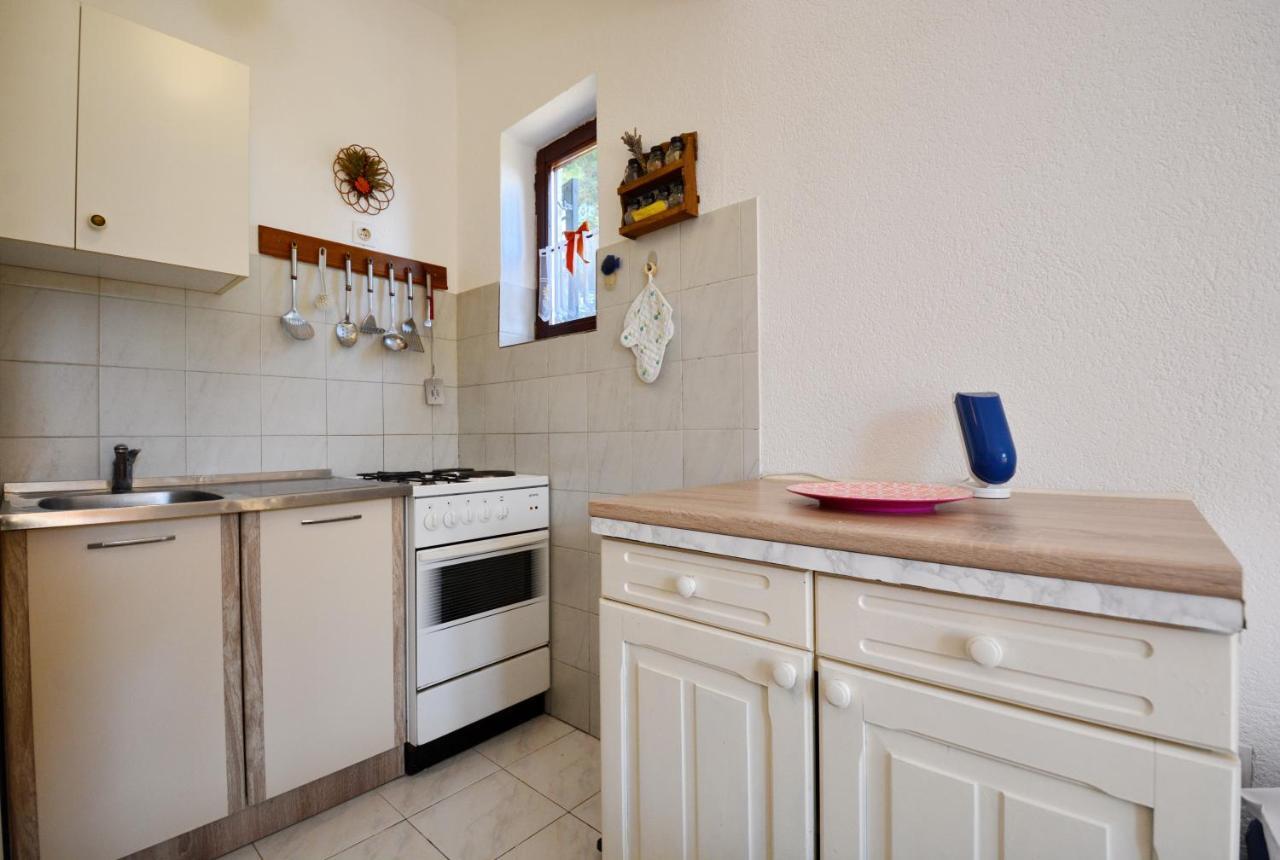 Apartmani Irena Ciovo โตรกีร์ ภายนอก รูปภาพ