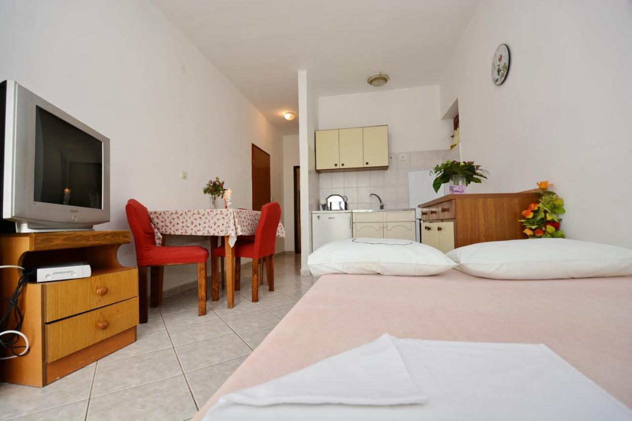 Apartmani Irena Ciovo โตรกีร์ ภายนอก รูปภาพ