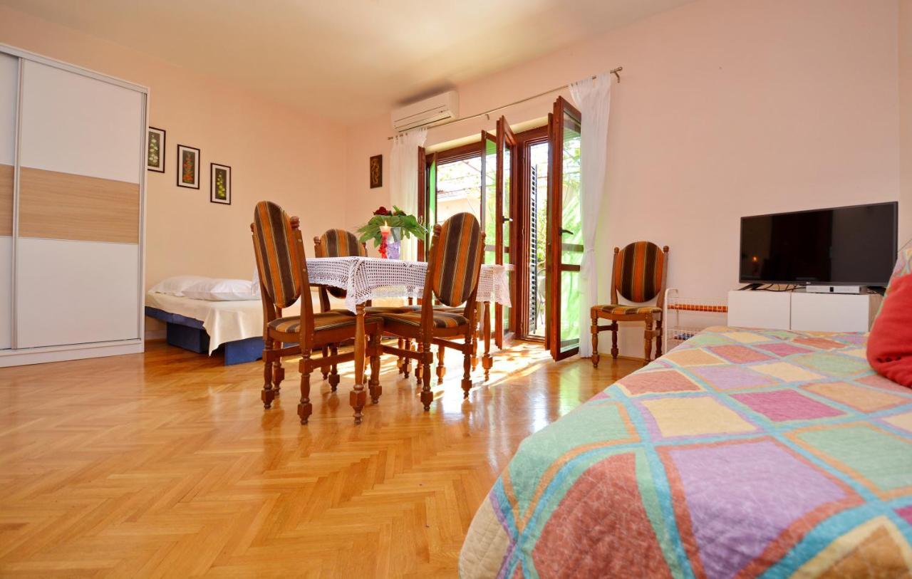 Apartmani Irena Ciovo โตรกีร์ ภายนอก รูปภาพ