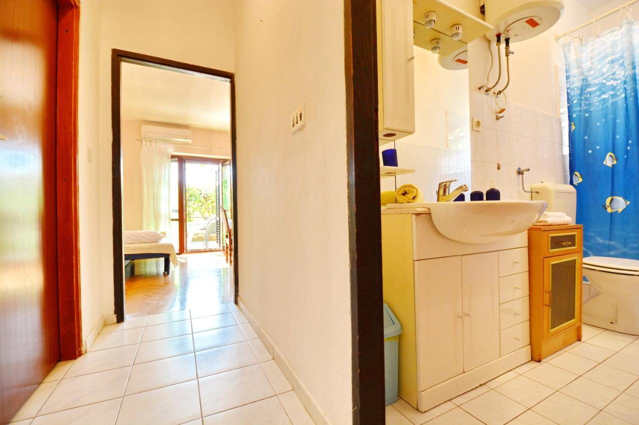 Apartmani Irena Ciovo โตรกีร์ ภายนอก รูปภาพ